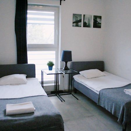 Ferienwohnung Apartament Nero Thorn Exterior foto